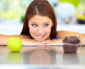 Apple Day, Hukuman untuk yang Suka Cheating Saat Makan Katering Diet