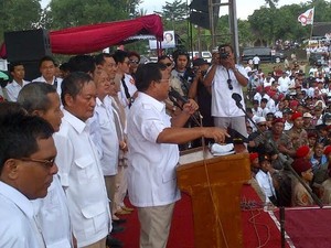 Prabowo: Kalau Ada yang Beri Uang Terima Duitnya, Tapi Tetap Pilih Gerindra