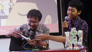 Ketika Siswa Pencipta Robot Bicara Soal Politik Indonesia