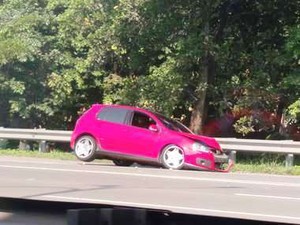 6 Mobil Tabrakan di 2 Jalur Berlawanan Tol Jagorawi Km 24