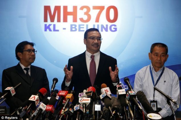 Hishamuddin Hadiri Pertemuan Menhan se-ASEAN di Hawaii Bahas MH370