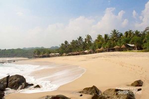 Pantai Klayar, Primadona di Pacitan