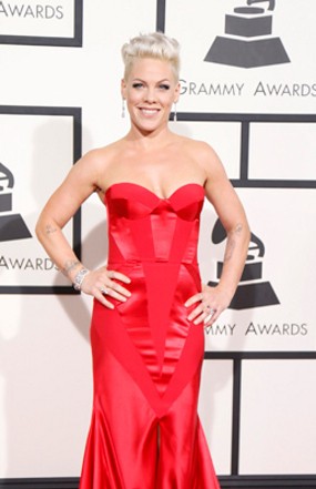 Pink Jual Rumah Senilai Rp 39,6 Milliar