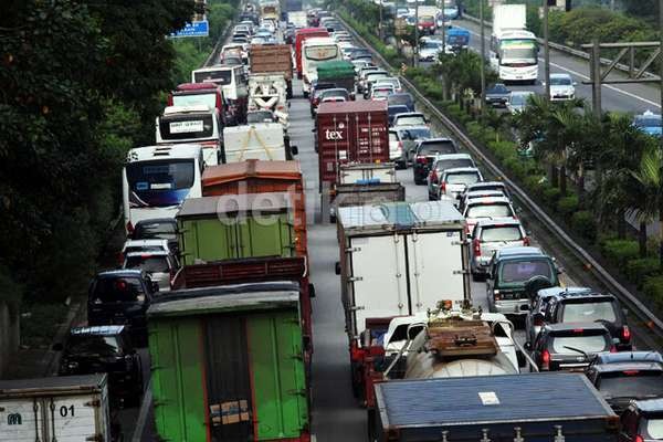 Harga Mobil di RI Lebih Mahal 2 Kali Lipat Dari AS, Tapi BBM Murah