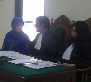 Caleg PD Membantah, Rekaman Bukti Kampanye di Sekolah Diputar di Pengadilan