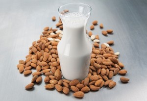 Susu Almond dan Kombucha, Minuman Sehat Alami yang Populer di Dunia (1)