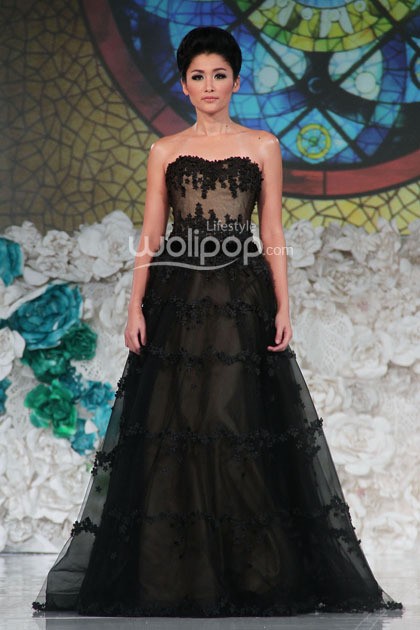 Andreas Odang Wedding Exhibition 2014. Emerald By Shangri-La Hotel at Shangri-la Hotel. Jakarta. [Foto: Mohammad Abduh/Wolipop]