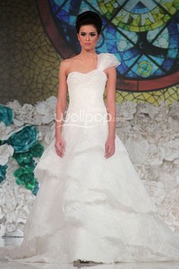 Andreas Odang Wedding Exhibition 2014. Emerald By Shangri-La Hotel at Shangri-la Hotel. Jakarta. [Foto: Mohammad Abduh/Wolipop]