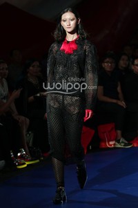 Sapto Djojokartiko Poseido. Fashion Nation 2014 at Senayan City. Jakarta. [Foto: Mohammad Abduh/Wolipop]