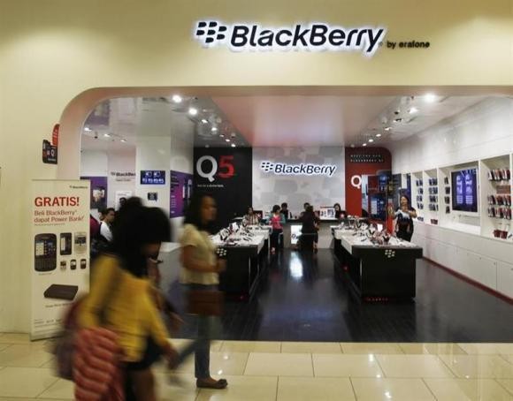 Mendag Lutfi: Blackberry Sudah Datang ke Saya Untuk Bangun Pabrik