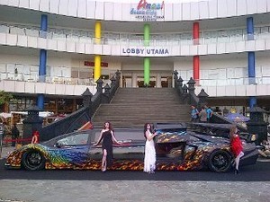Ini Limusin Super Panjang Made in Bandung
