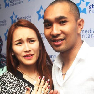 Enji Resmi Cerai dengan Ayu Ting Ting, Hotman Paris Lebih Suka Goyang Itik