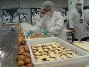 Ada Konsep Halal di Dapur Raksasa Cathay Pacific