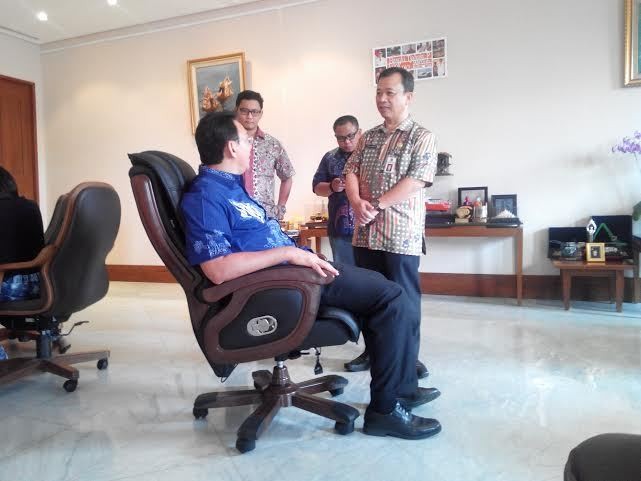 Jokowi Ke Mabes TNI, Ahok: Itu Nggak Politis