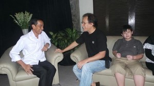 Jokowi Sambangi Rumah Iwan Fals