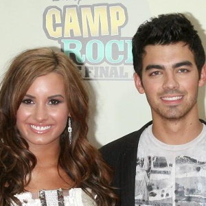 Kisah Asmara Kilat Demi Lovato dan Joe Jonas