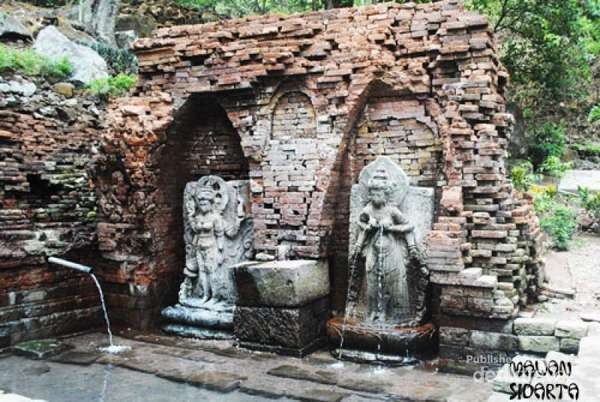 Air di Pemandian ini Konon Bisa Bikin Awet Muda