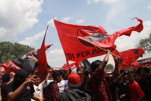 PDIP Merahkan Yogya: Jurkam Berorasi, Massa Pilih Konvoi