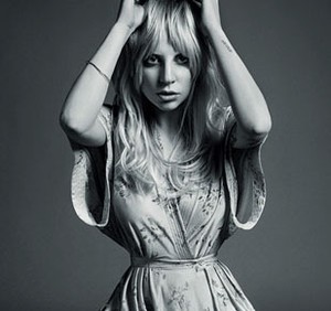 Foto: Cantiknya Lady Gaga Tampil Ala Bohemian di Pemotretan Majalah Fashion