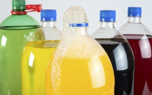 Minuman Berkarbonasi Berbahaya untuk Lambung?