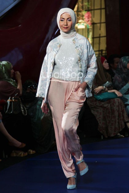 Ria Miranda Haru, Fashion Nation 2014, at Senayan City. Jakarta. (Foto by Mohammad Abduh/Wolipop)