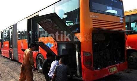 Kejagung Periksa Direktur Pemenang Tender Pengadaan Bus