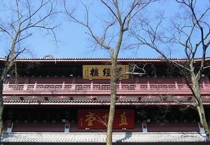 Kuil Buddha Favorit Turis di China Punya Pasukan Anti Teroris