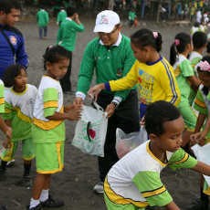 Bupati Banyuwangi Sulap Pantai Boom Saingi Ancol dan Losari