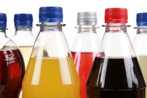 Benarkah Minuman Bersoda Picu Kanker Kerongkongan dan Gangguan Lambung?