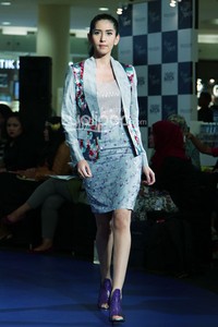 Barli Asmara Colors of Garut. Fashion Nation 2014 Vivacious and Vigorous at Senayan City. Jakarta. [Foto: Mohammad Abduh/Wolipop]