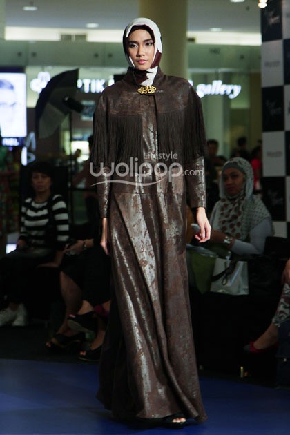 Norma Moi Equestrian. Fashion Nation 2014 Vivacious and Vigorous at Senayan City. Jakarta. [Foto: Mohammad Abduh/Wolipop]