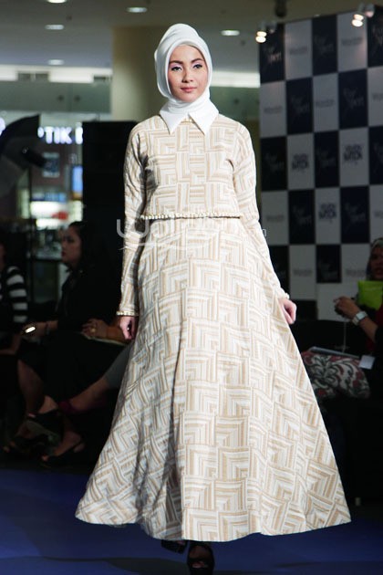 Norma Moi Equestrian. Fashion Nation 2014 Vivacious and Vigorous at Senayan City. Jakarta. [Foto: Mohammad Abduh/Wolipop]