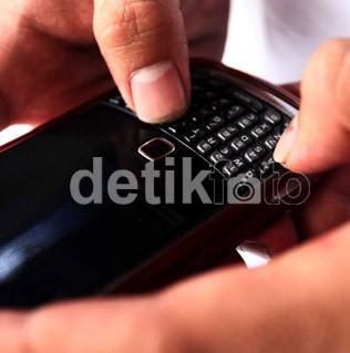 Mengapa Penipu SMS Anda Pemenang Telkomsel Rp 75 Juta Hanya Dibui 4 Bulan? Mengapa Penipu SMS Anda Pemenang Telkomsel Rp 75 Juta Hanya Dibui 4 Bulan?