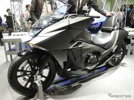Honda Kenalkan NM4 di Jepang