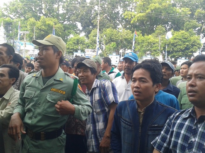 Nilai Honor Rp 250 Ribu Kecil, Ratusan Anggota Linmas di Bengkulu Demo