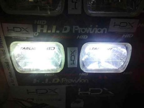 Anak Muda Penyuka Modif Mobil Target Pedagang Lampu HID