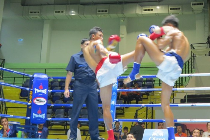 Bak! Buk! Menonton Thai Boxing Berdarah-darah di Bangkok