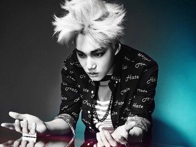 EXO Tampak Misterius di Foto Teaser Comeback