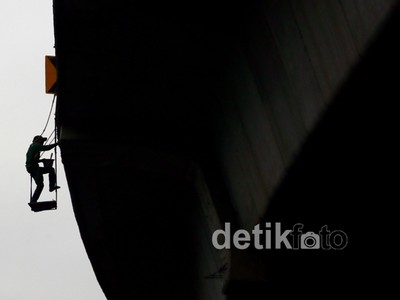 Pembangunan Jalan Layang Tol BORR