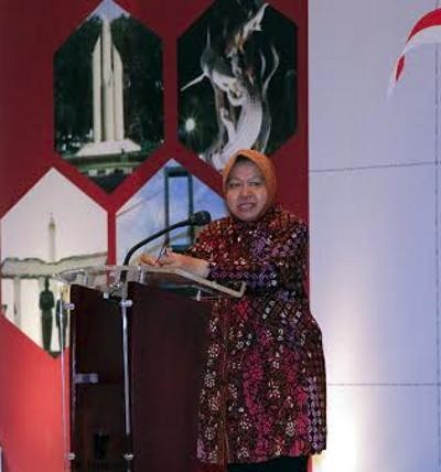 Risma Minta Siswa Tidak Dibebani dengan Target Nilai Tinggi