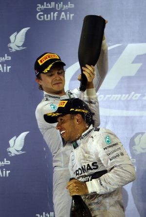 Rosberg dan Hamilton Berduel dengan Respek