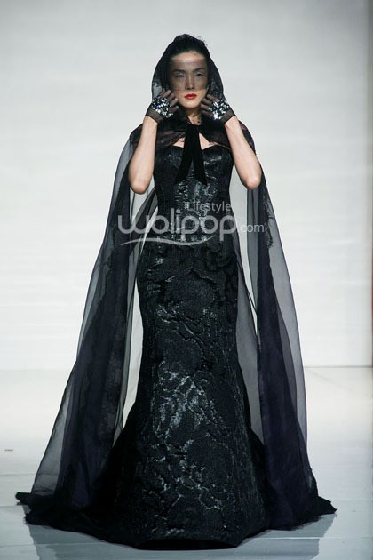 Andreas Odang Once Upon a Dream. Bazaar Bridal Week 2014. Bazaar Wedding Exhibition 2014 It Take Two to Tango at Grand Ballroom Ritz-Carlton. Pasific Place. Jakarta. [Foto: Mohammad Abduh/Wolipop]