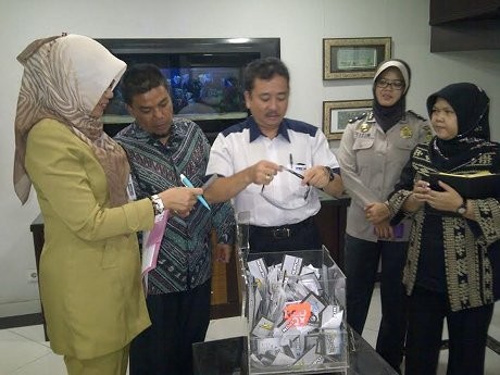 Pembeli Motor TVS Bisa Lihat Taj Mahal