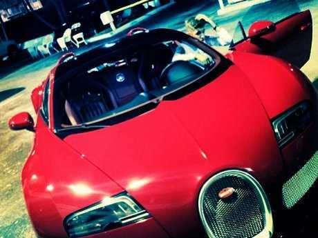 Justin Bieber Dapat Hadiah Mobil Tercepat Sejagat