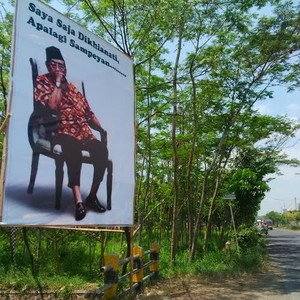 Baliho Gus Dur Saya Saja Dikhianati, Apalagi Sampeyan Diturunkan