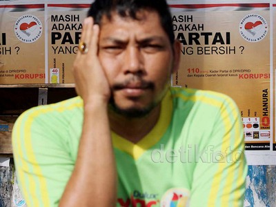 Poster Masih Adakah Partai Yang Bersih