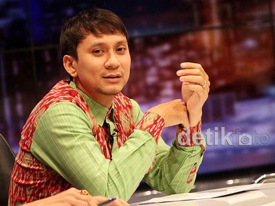 Ketika Vincent Gantikan Komeng di Tatap Mata