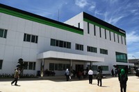 Ada berbagai fasilitas di pabrik ini mulai dari fasilitas pengelasan, pengecatan bagian besi dan plastik dan perakitan rangka, permesinan, perakitan mesin dan fasilias pengujian. Pool/Dok. Kawasaki/detikFoto.