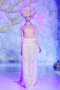 Ivan Gunawan Emma the Silent Princess. Bazaar Bridal Week 2014. Bazaar Wedding Exhibition 2014 It Take Two to Tango. at Grand Ballroom Ritz-Carlton. Pasific Place. [Foto: Mohammad Abduh/Wolipop]