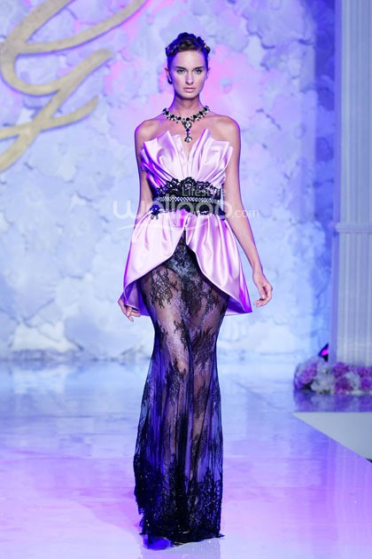 Ivan Gunawan Emma the Silent Princess. Bazaar Bridal Week 2014. Bazaar Wedding Exhibition 2014 It Take Two to Tango. at Grand Ballroom Ritz-Carlton. Pasific Place. [Foto: Mohammad Abduh/Wolipop]